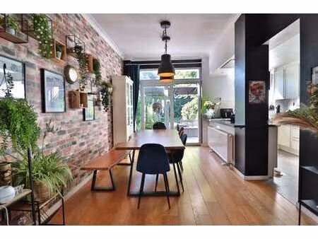 maison de 163m2  3 ch + bureau/cham   jardin 200m2 et garage