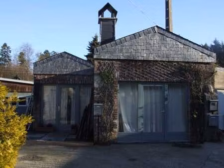 appartement une chambre à deux pas du centre de ciney