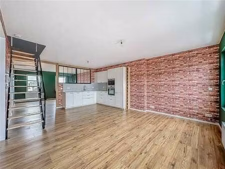 ***sous compromis - plus de visite***