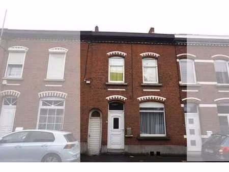 maison a renover 2 a 4 chambres actuellement louee 650€/mois