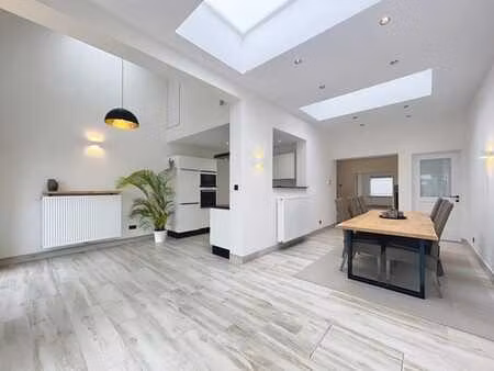 maison familiale avec 4 chambres et jardin à audenarde