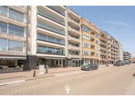 appartement contemporain avec vue dégagée au coeur du zoute.