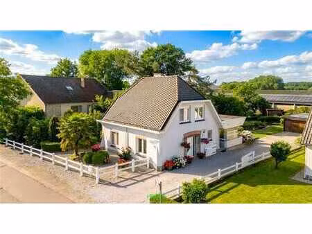 coup de cœur à obigies – superbe maison 4 façades