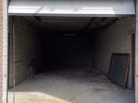 garage de 60m2 fermé
