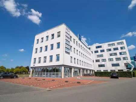 bien professionnel à louer à beveren € 327 (lkvbg) - iwg | zimmo