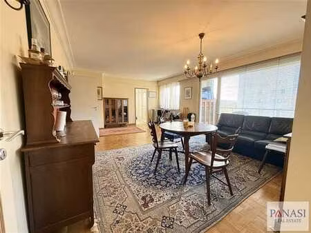 appartement 3 chambres avec terrasse et cave!