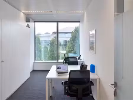 bien professionnel à louer à braine-l'alleud € 479 (lkv8o) - iwg | zimmo