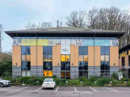 bien professionnel à louer à jambes € 249 (lkv5s) - iwg | zimmo