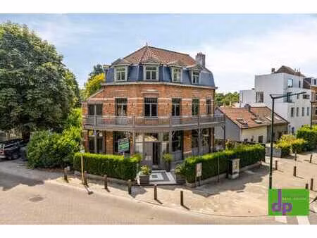 commerce horeca + logement 2 ch