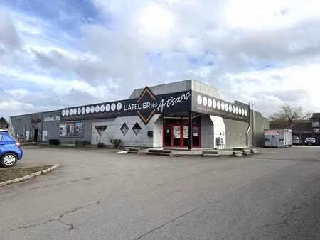 commerce à louer sur un des grands axes de soumagne !