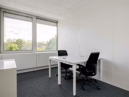 bien professionnel à louer à waterloo € 419 (lkv5i) - iwg | zimmo