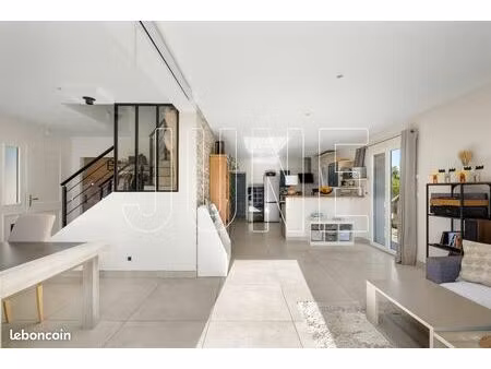 maison 6 pièces 131 m²