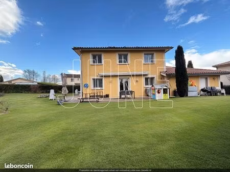 maison 6 pièces 131 m²