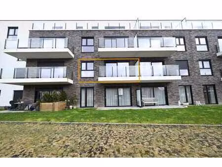 éénkamerige assistentieflat in izegem!