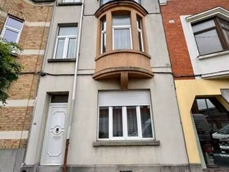 new abita - maison d'habitation et de rapport (selon titre).