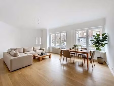 armand huysmans appartement rénové 2 chambres de 114m2