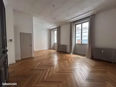 bureaux 38 m² lyon