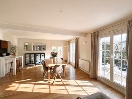 magnifique maison de 190m²  5 chambres avec prestations de qualité