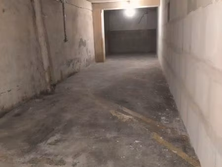 murs garage entrepot