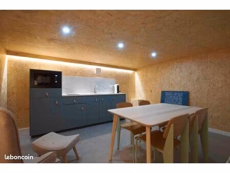 local de standing 90 m² rénové par architecte – quais de saône