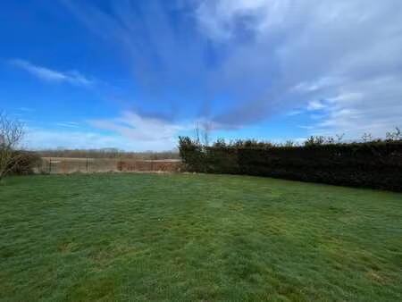 terrain de 10 ares pour villa 4 façades