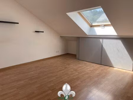 location appartement 2 pièces 38 m² à boussières (25320)