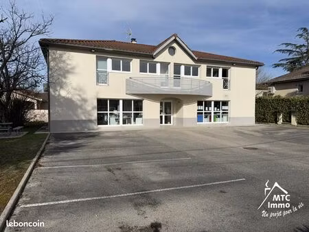 bureaux  local commercial 450 m² jonage