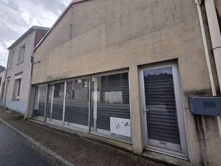vente bureaux et commerces aux epesses (85590) : à vendre / 90m² les epesses