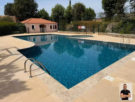 vente appartement 1 pièce 30 m² à forcalqueiret (83136)  125 000 €
