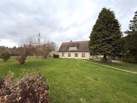 location maison 6 pièces 127 m² à rougemontiers (27350)  1 277 €