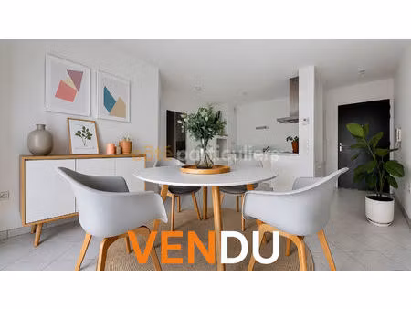 vendu -- la roche-sur-yon -- centre ville -- appartement 2 pieces -- 43 m2