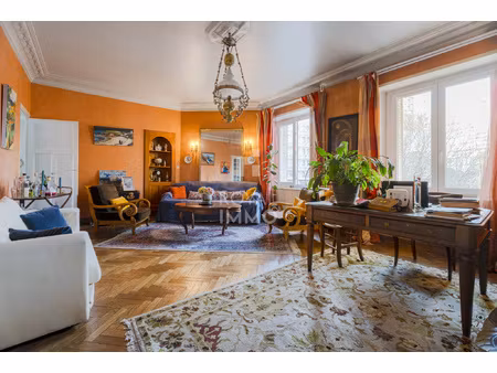 viager - toulon centre-ville 85 m2 t3