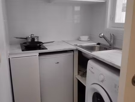 studio meublé 18.84m2 à 75016