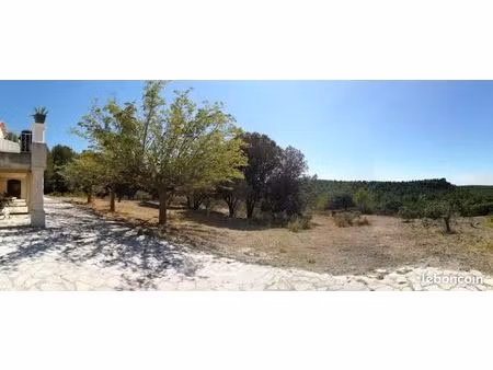 bas de villa meublé