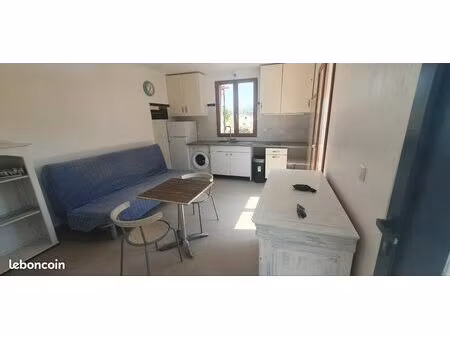 studio terrasse carqueiranne