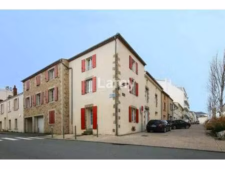 vente appartement 2 pièces à la roche-sur-yon (85000) : à vendre 2 pièces / 40m² la roche-