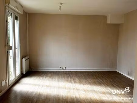 montmirail - maison t3 de 70 00 m²