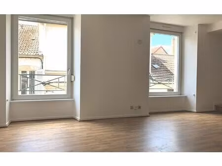 location appartement  m² t-2 à neufchâteau  412 €