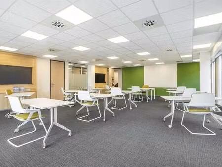 bien professionnel à louer à antwerpen € 2.566 (lkv3m) - iwg | zimmo