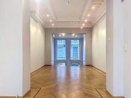 bien professionnel à louer à bruxelles € 3.550 (lkvyz) - barnes brussels | zimmo