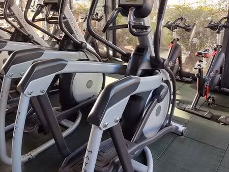 fond de commerce salle de sport fitness musculation