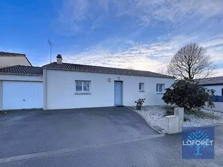 vente maison à aubigny (85430) : à vendre / 83m² aubigny