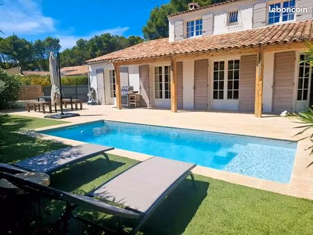 villa provençale t7 avec piscine – 167m2 - ventabren