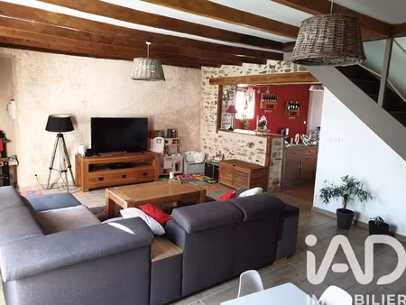 vente maison 8 pièces 179 m² vasles (79340)