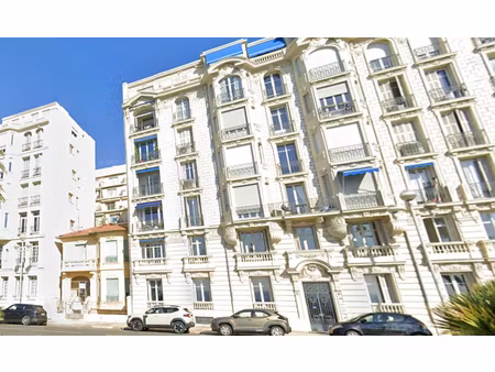 parking / box nice 20 m2