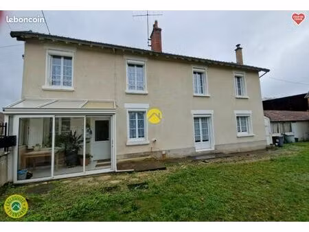 maison 6 pièces 130 m²