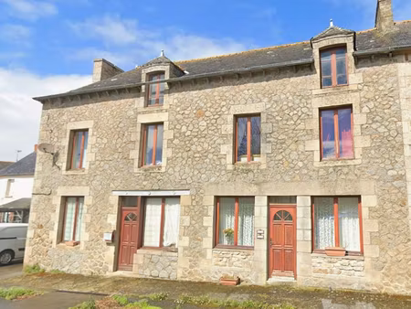 tredias - maison de bourg en pierre ? 4 chambres ? accès rapide rn12 et broons