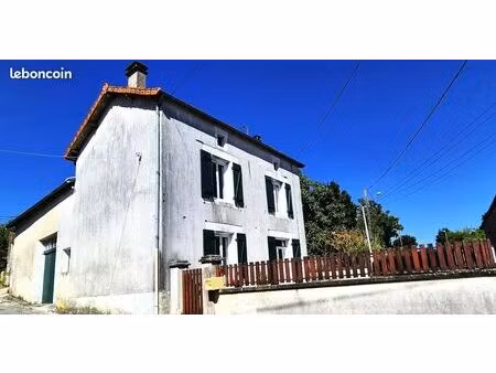 maison de village - 2 chambres - 83m²