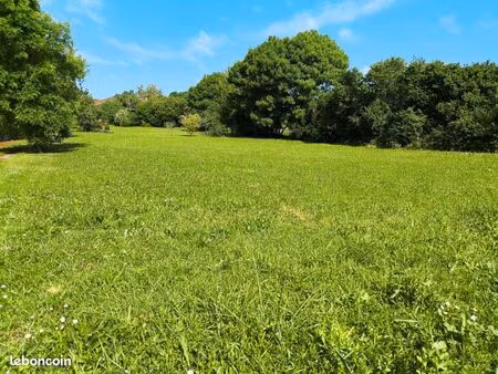 terrain 880 m² mainxe