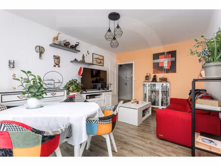 exclusivité - appartement 4 pièces - 72 m² - balcon plein sud - possibilité 3 chambres - s